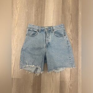 Abercrombie & Fitch The 7” Dad Short High Rise